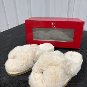 ✨ INC Yala Platform Slippers – Ivory Faux Fur – Brand New – Size 7